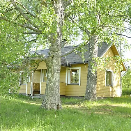 Yellow House Летний дом
